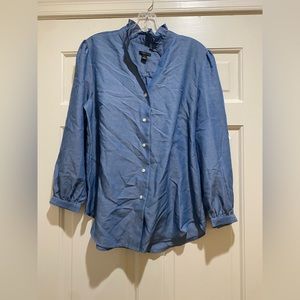 Ann Taylor NWT Chambray Top Sz M